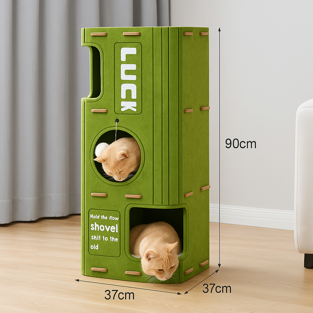 Arbre à chat vert old school à trois niveaux avec deux chats beiges