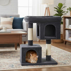 arbre à chat double niche avec un chat roux à l'intérieur, sur un tapis de salon